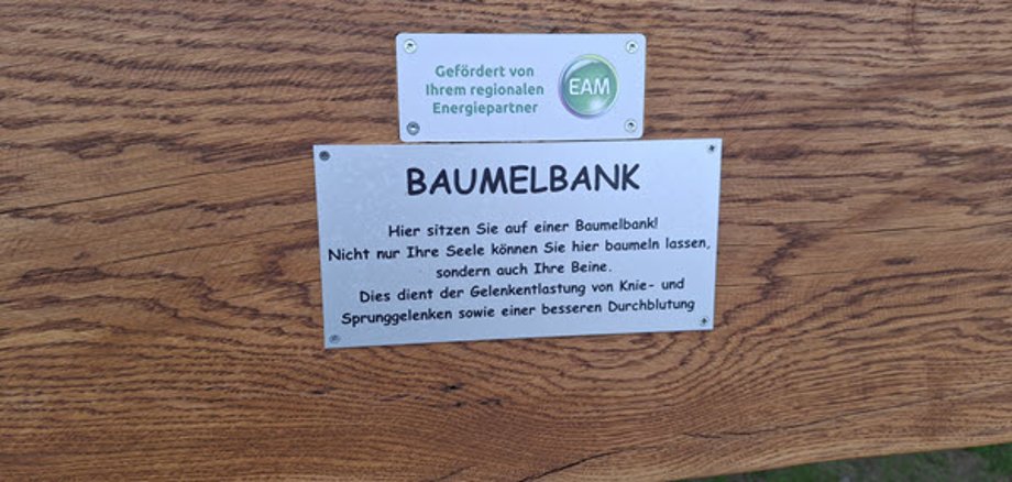 Bild von der Baumelbank